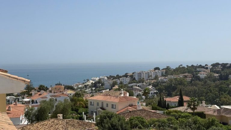 9cd773036c828e6bc6f6c6b68b203299 - 16