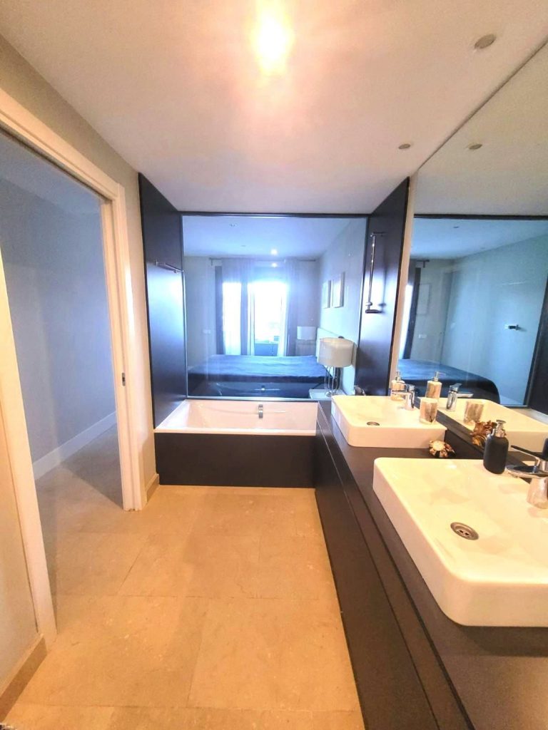 9cdbf2aad663d04b343c6e78efad85c1 - 11