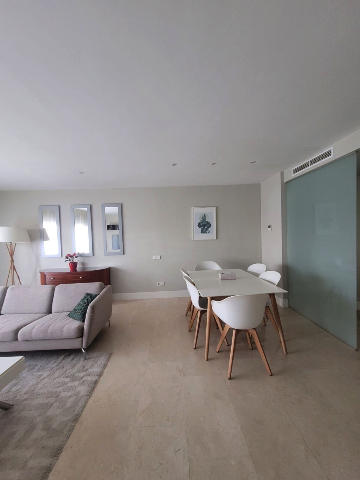 9cdbf2aad663d04b343c6e78efad85c1 - 14