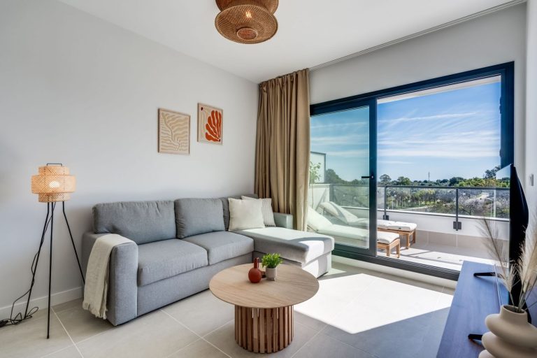 9d25d1a85eb6ae5c475e3244ffb5c3d9 - 10