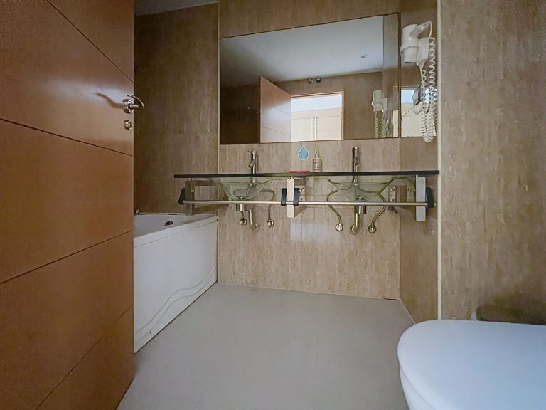 9e08c531dd94846fc2e80ddf5b22159f - 13