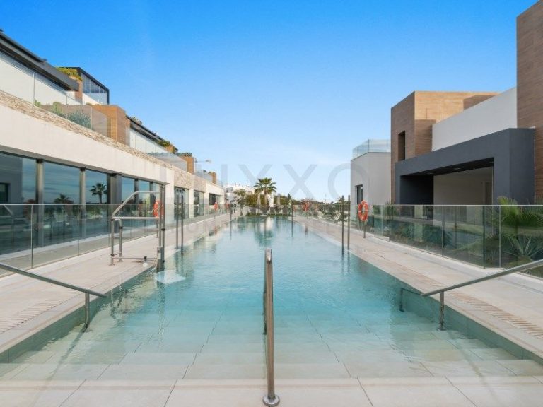 9efcaff58b9bbb8d3ab204dfa824646b - 1