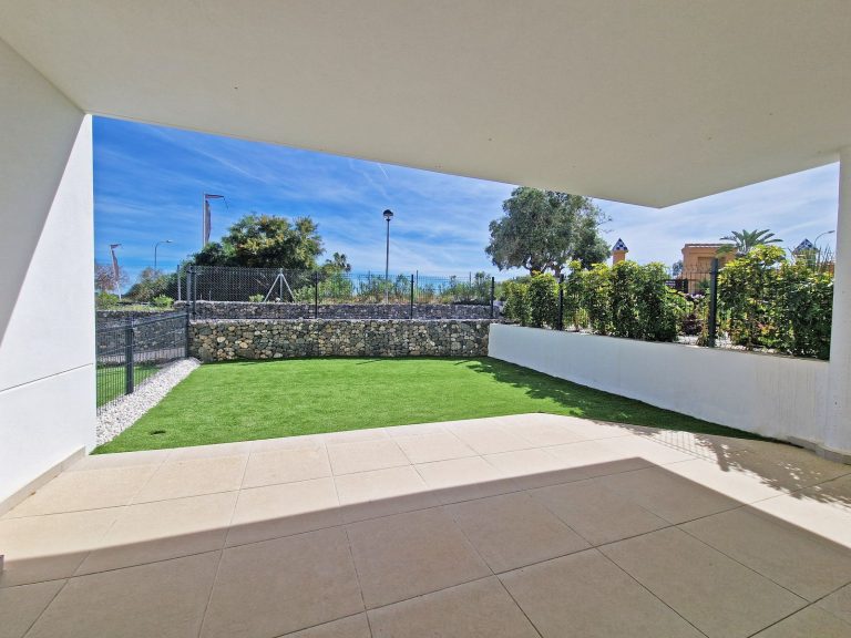 a0107e03c846061641b060e5e0c790e4 - 15