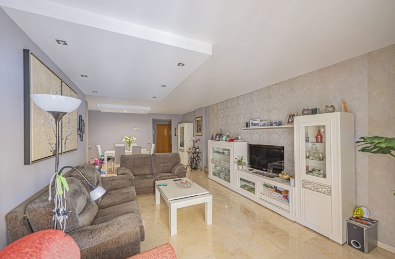 a08fbb2c4203411f16775dd2c3f52474 - 3