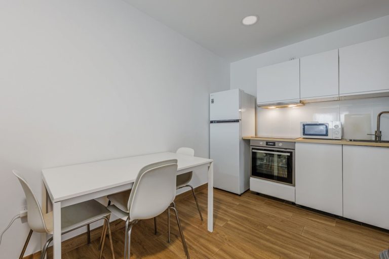 a27a99d8b205c54289dae8d9eb124067 - 11