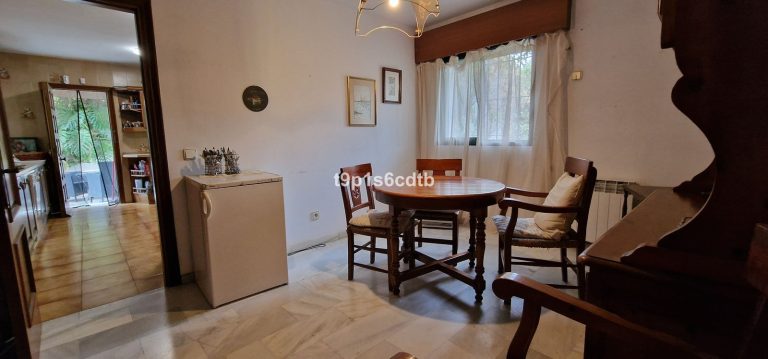 a2e6a9af7769d03bce1fe0cc6bec0f04 - 15