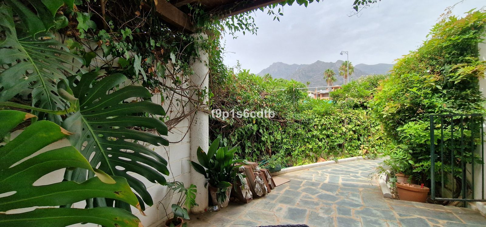 a2e6a9af7769d03bce1fe0cc6bec0f04 - 6