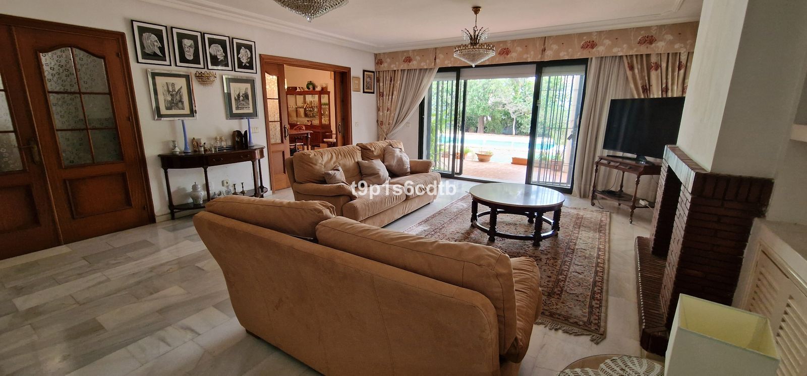 a2e6a9af7769d03bce1fe0cc6bec0f04 - 9