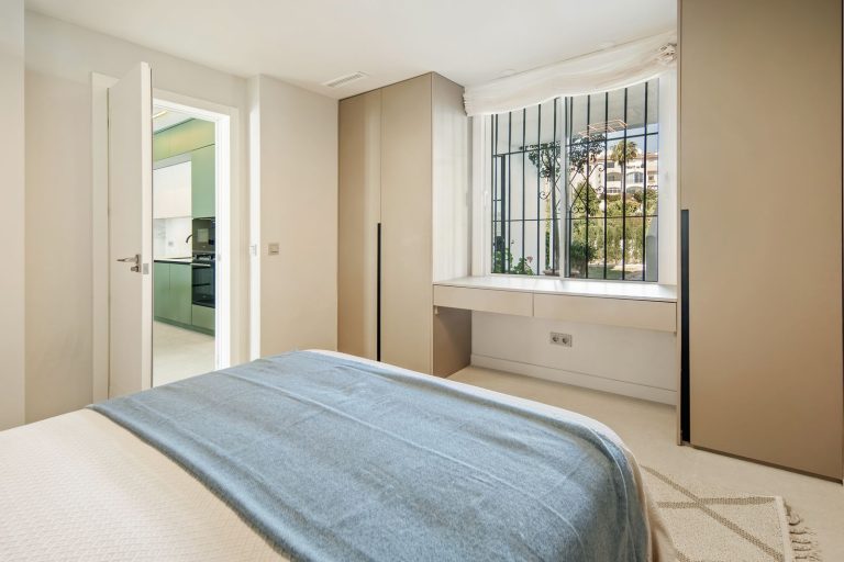 a3eba095e034624ea92e91143fb7fac1 - 11