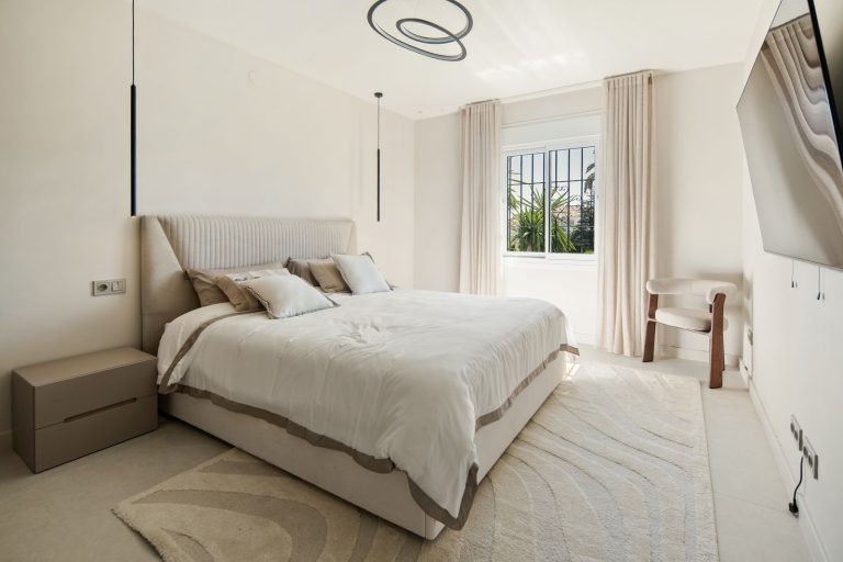 a3eba095e034624ea92e91143fb7fac1 - 16