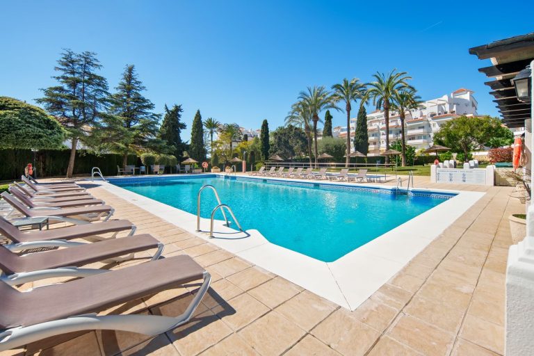 a3eba095e034624ea92e91143fb7fac1 - 3