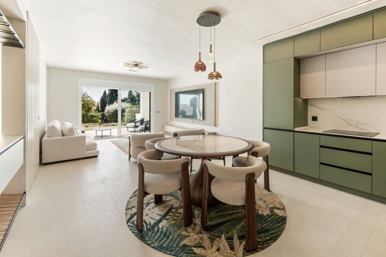 a3eba095e034624ea92e91143fb7fac1 - 7