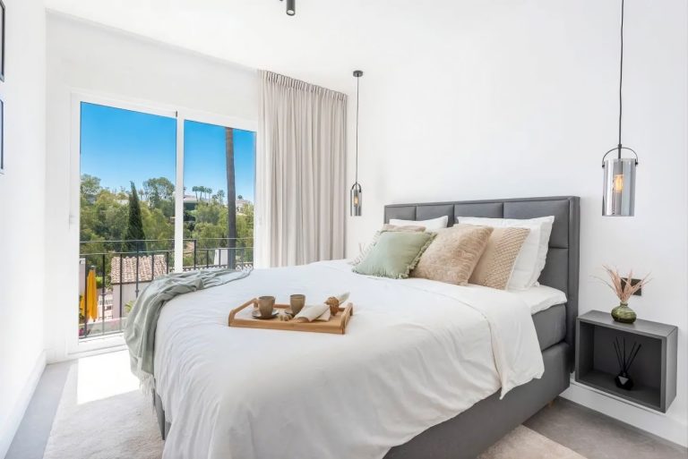 a43aacfc2e2d4956e25399b23e24fab7 - 11