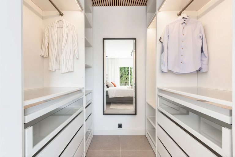 a43aacfc2e2d4956e25399b23e24fab7 - 13