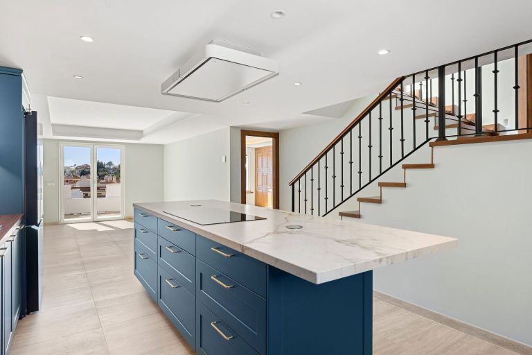 a45d255d42b2da73701a52d344adf1d0 - 10