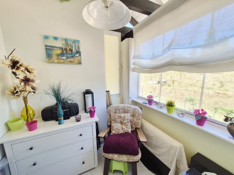 a487d7c372e58ad54b2a974a559a18e4 - 15