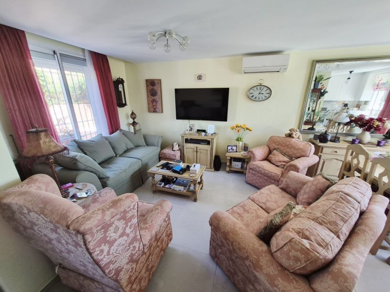 a487d7c372e58ad54b2a974a559a18e4 - 8