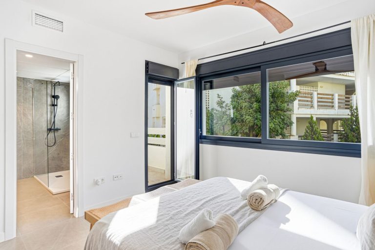 a4e0aacff9019f7971845cb844256eb9 - 15