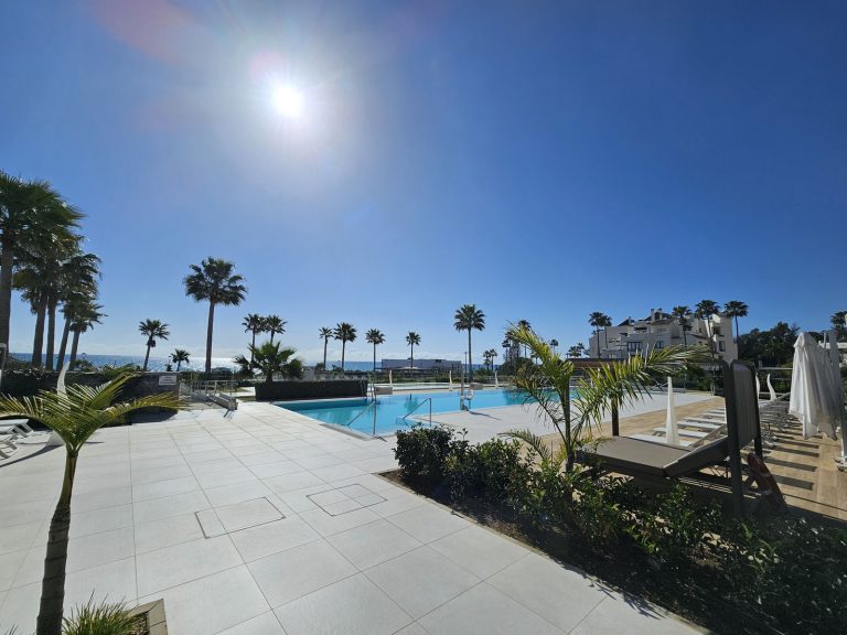 a5bba55c5ee818e23d1a75c3ebfa9bf0 - 9