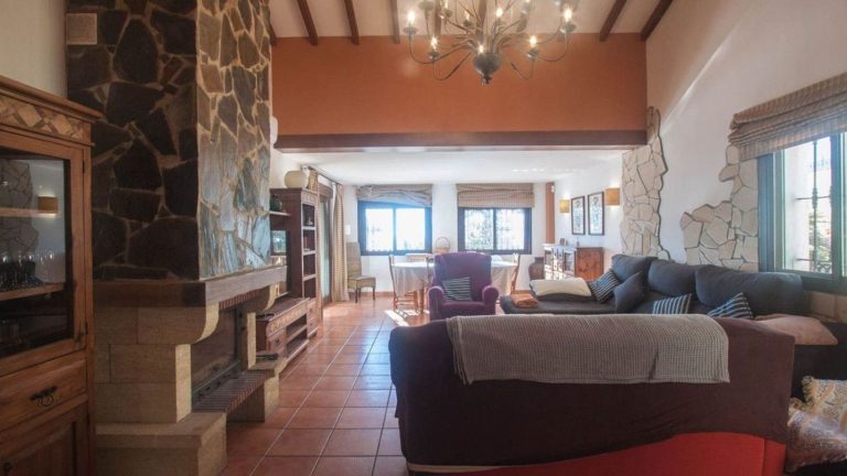 a81e4be0a4886ae32668e8e50ab61af6 - 3