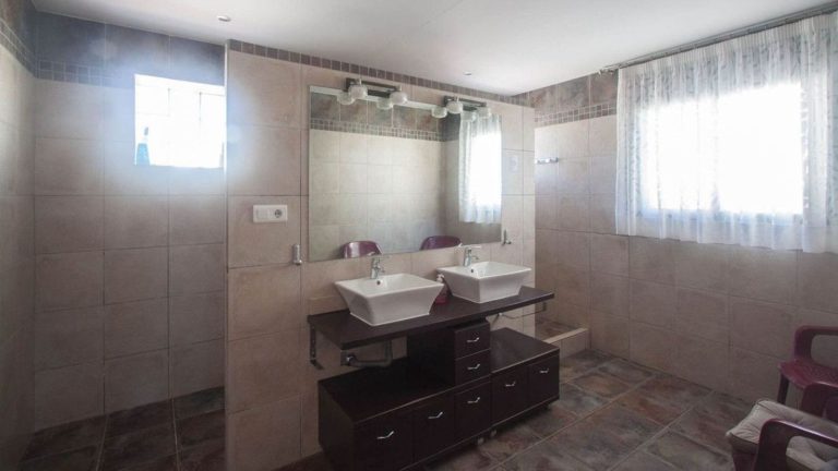 a81e4be0a4886ae32668e8e50ab61af6 - 8