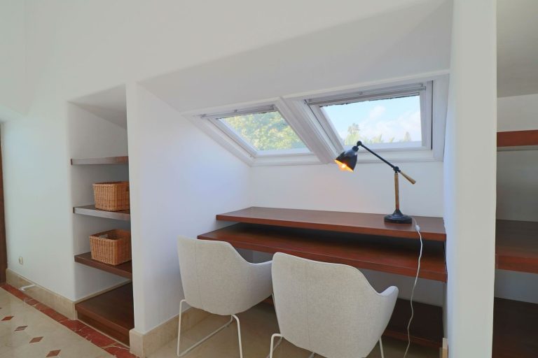 ab846c2596da50302eaf0a13404c142a - 16