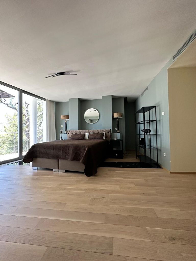 ab98a74fba60a4d441993abc7d5b94cc - 15