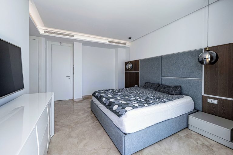 abf9211756c65b26fa53667b4d8e98f2 - 15