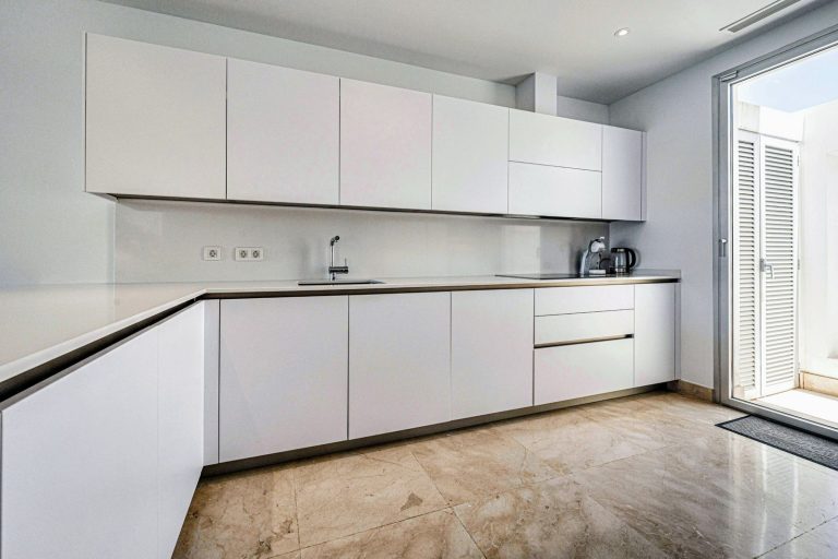 abf9211756c65b26fa53667b4d8e98f2 - 6