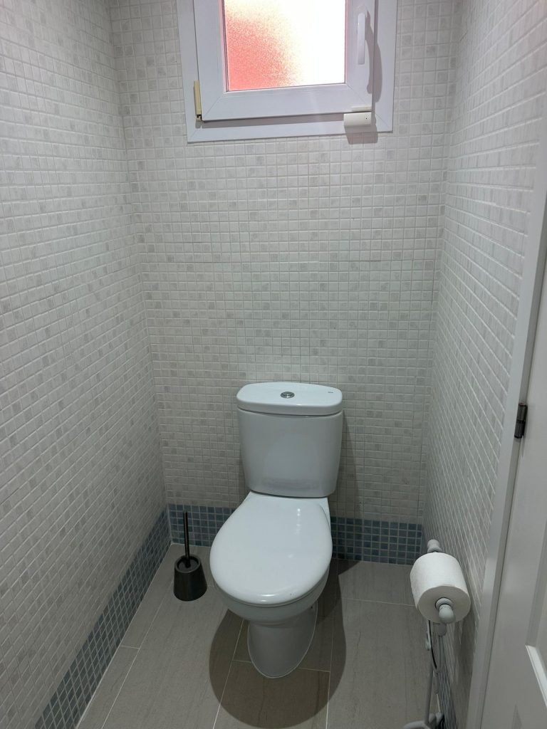 ac2bba2c4b7074d8dc621e0b0327aa05 - 15