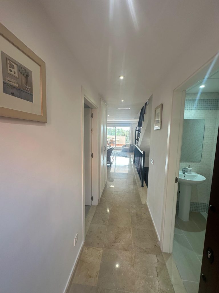 ac2bba2c4b7074d8dc621e0b0327aa05 - 8