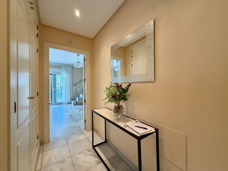 acf39033a00d89f1b4320290f611a8db - 9