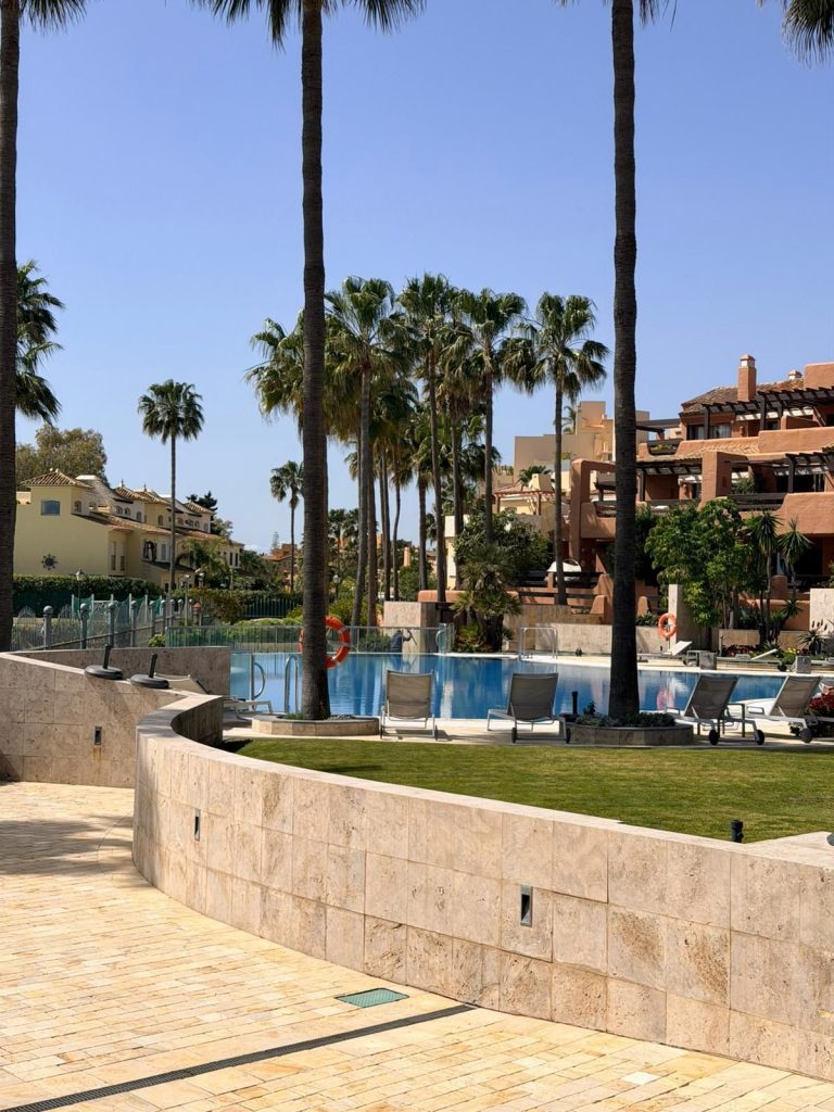 ad787a8e992c969aa8a87bbf6b83afcb - 3