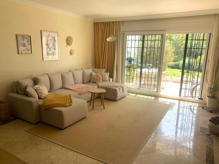 ae3a7bdd18402f69dbe7904f5fabf12c - 5