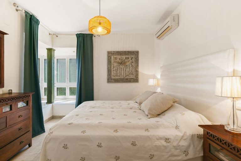 aea7b2b56f67f8d45e64e7cd815eed21 - 7