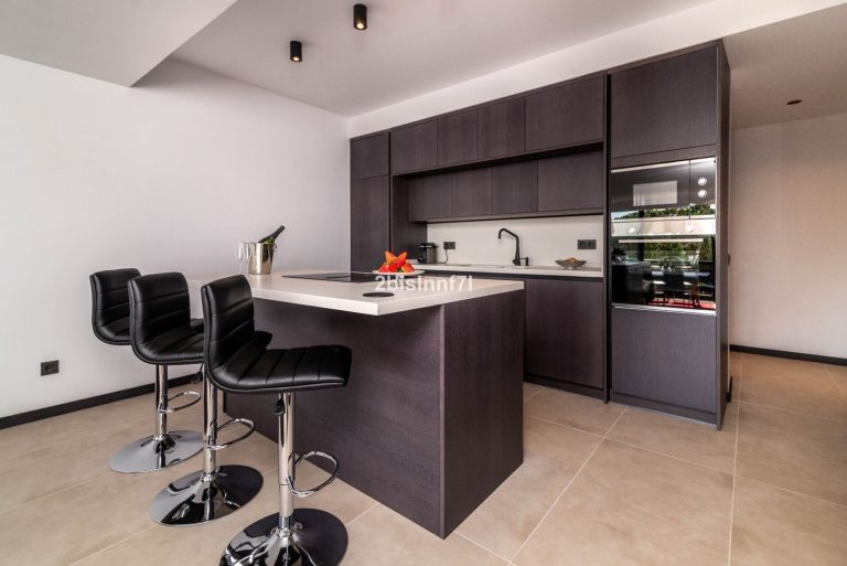 aea7bc0bdc0fff76e0a271484a8154e3 - 8