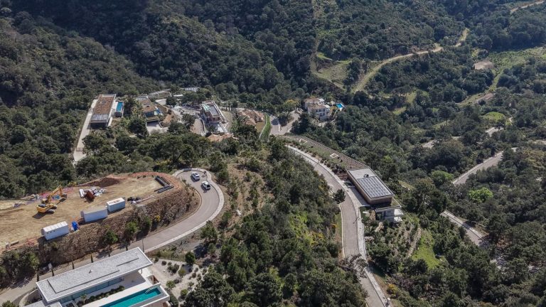 afa25661623914ec890a5d4411f6d01e - 3