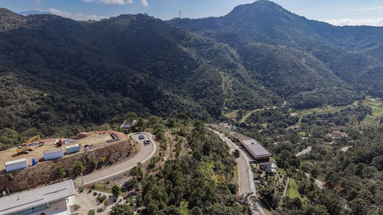 afa25661623914ec890a5d4411f6d01e - 4