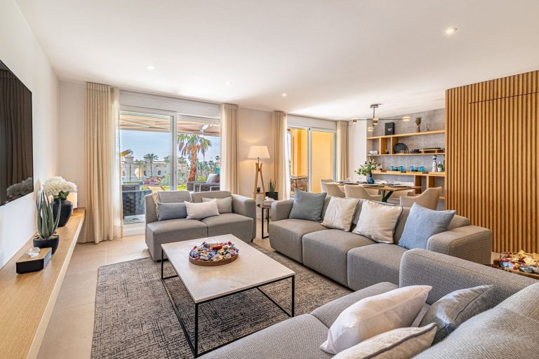 afa546f36becd978bb1b4ac6a4b7c6a1 - 3