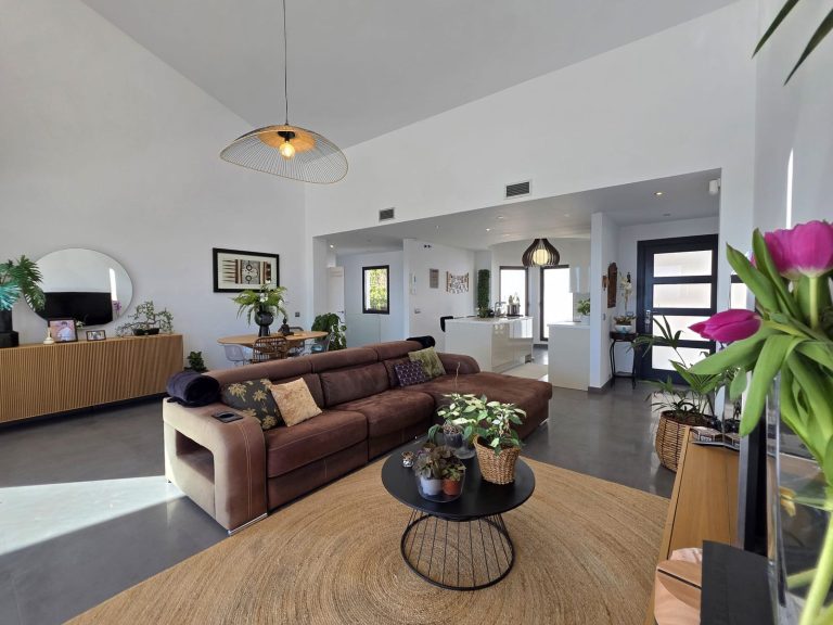 b014a08d1eef70e7359f0bccbb175e2f - 12