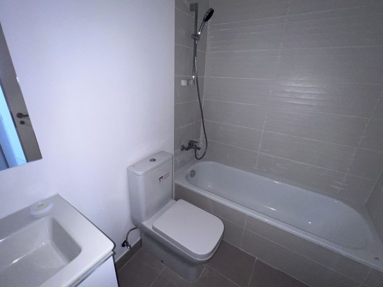 b22caae20baedf4ded480cd39c1ae3f6 - 12