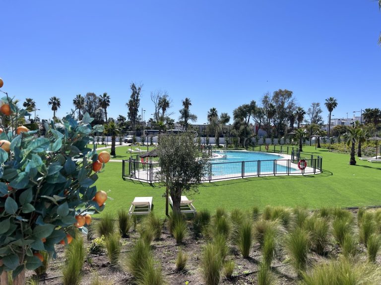 b22caae20baedf4ded480cd39c1ae3f6 - 16