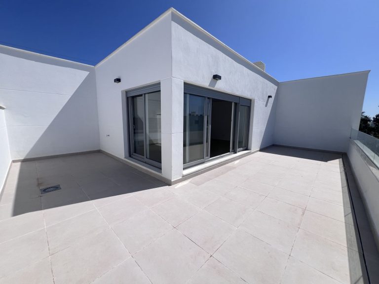 b22caae20baedf4ded480cd39c1ae3f6 - 3