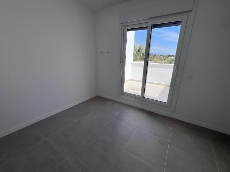 b22caae20baedf4ded480cd39c1ae3f6 - 8