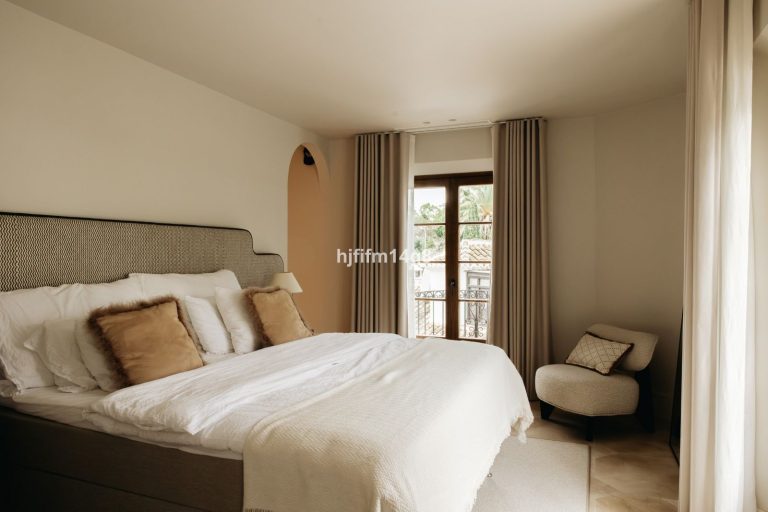 b2749a7b5dc8829531c0d15da4e0a471 - 5