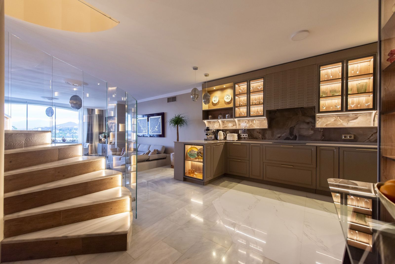 b2d4bd513e9e1e28831fb4cea131b588 - 8