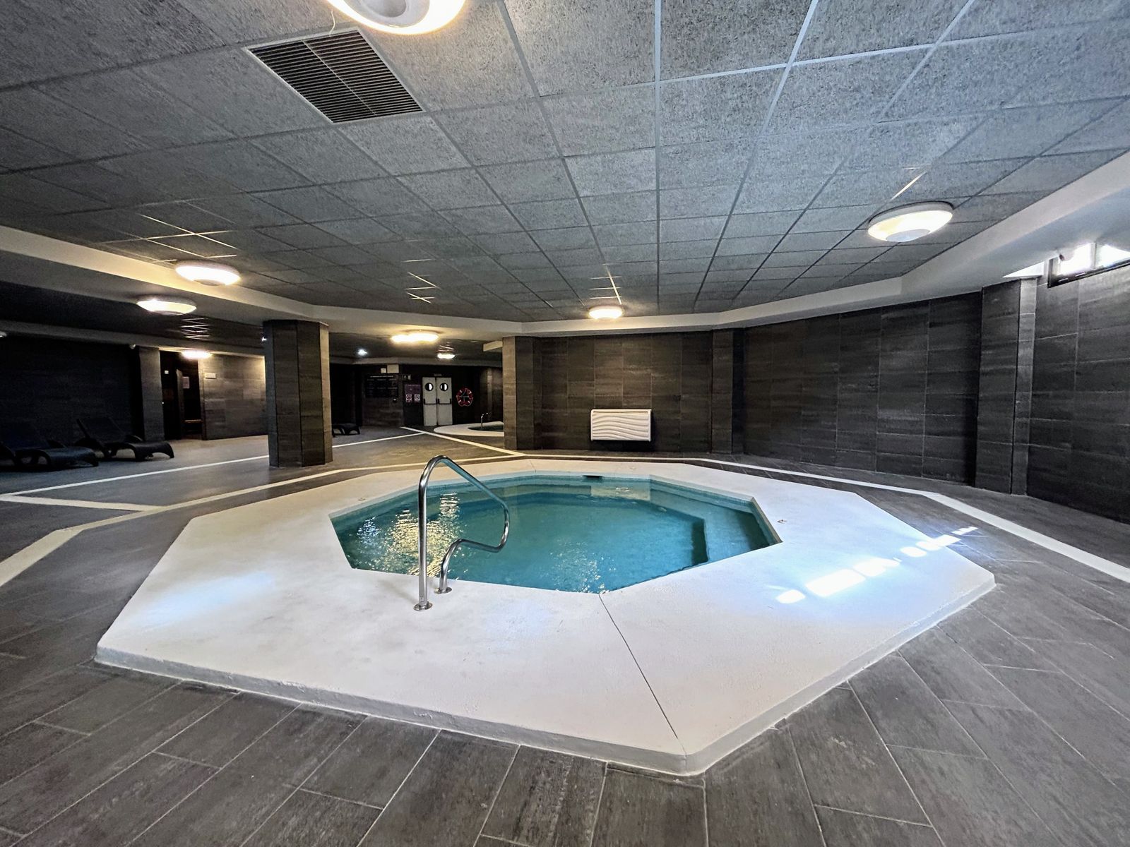 b3aed80bcb2e7a11b69f9d10655b0d83 - 15