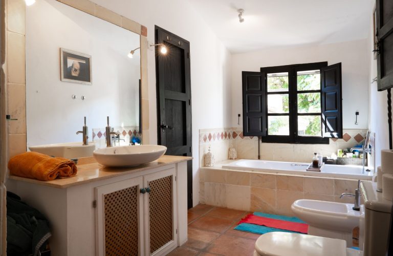 b40f99a3f0d488ecc82b40de14136238 - 12