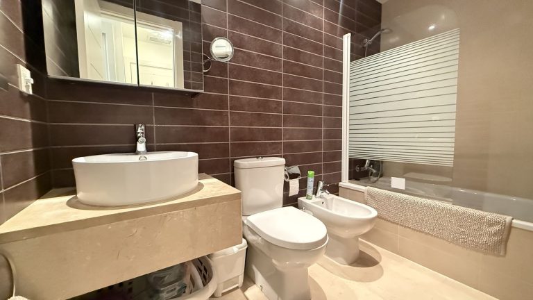 b41cf7e6bbaa995a714b555e856b73d5 - 13