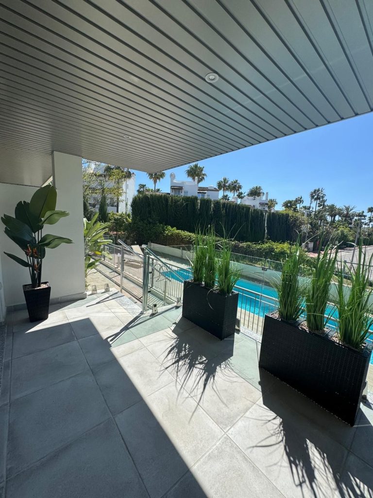 b4f06502edf1a474628d4ccef5b38767 - 4